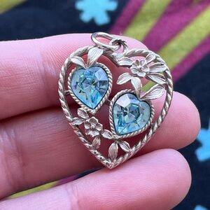 VTG Sarah Coventry Double Heart Rhinestone Silver Tone Metal Costume Pendant